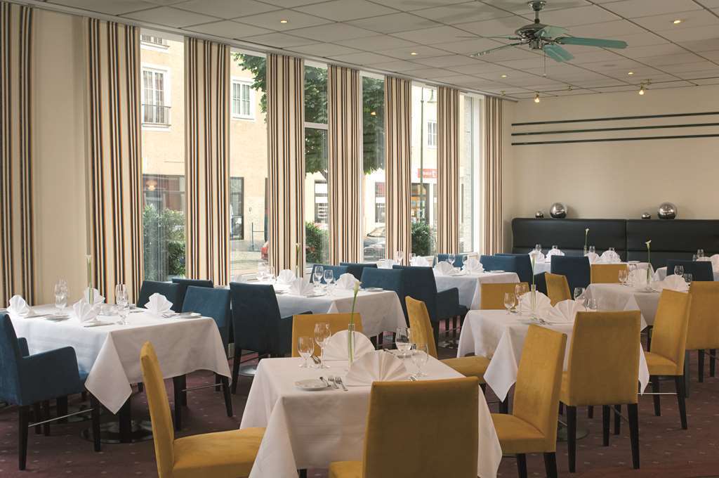 Dormero Hotel Dessau-Rosslau Restaurant photo